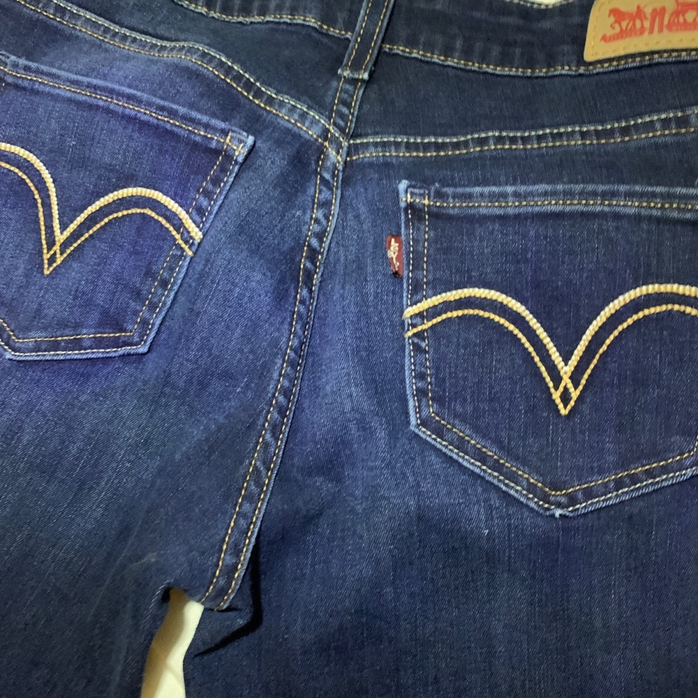 Levi’s dark wash 311 legging - 6R